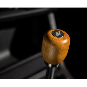 Mishimoto Short Steel Core Wood Shift Knob, Beech